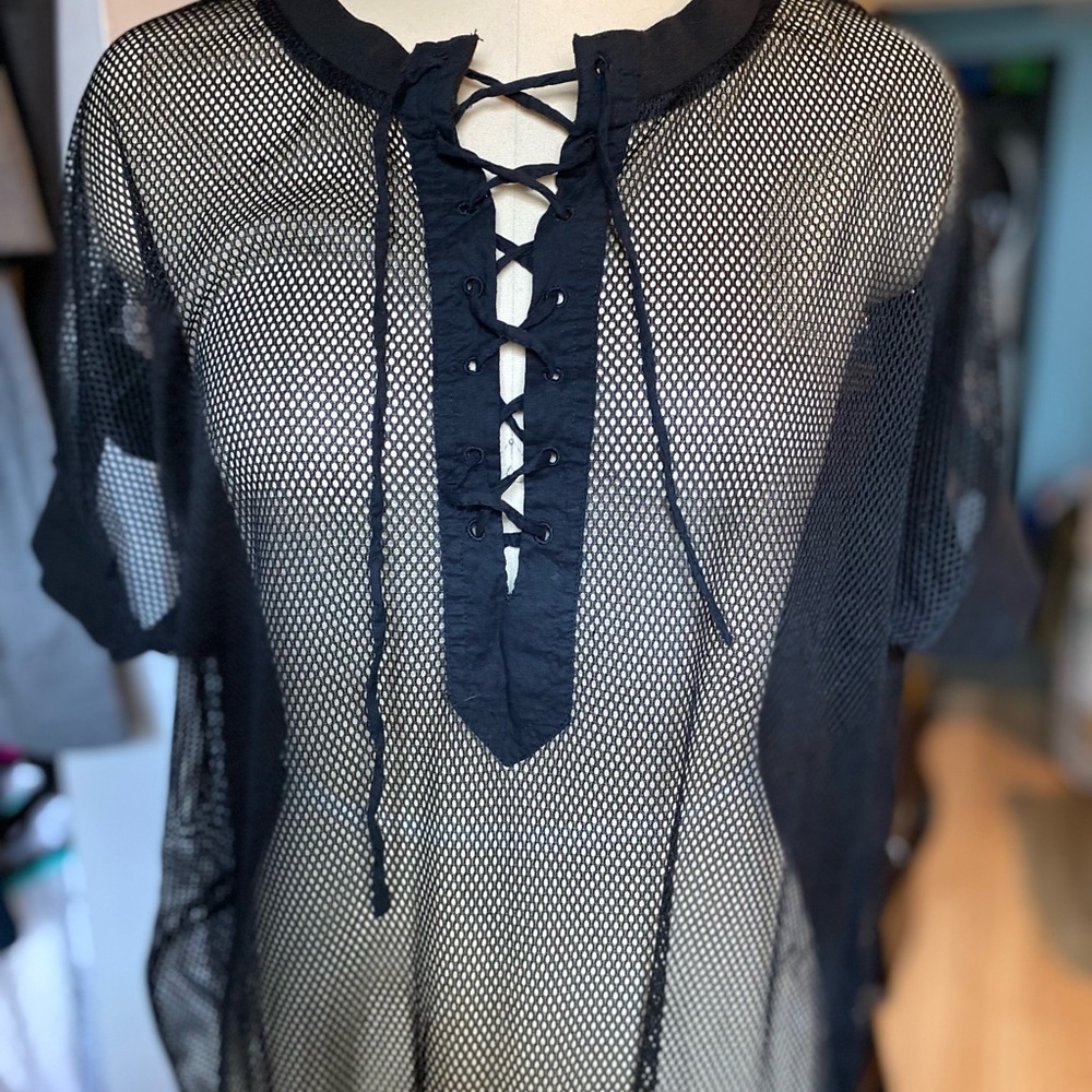 Jersey-style shift dress in Mesh